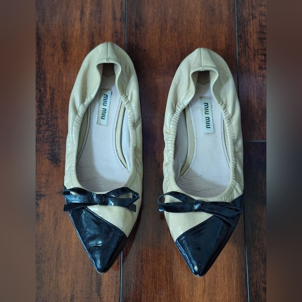 Miu Miu Bicolor Pointed Toe Ballet Flat Nude/Black EU 38.5 US 8.5